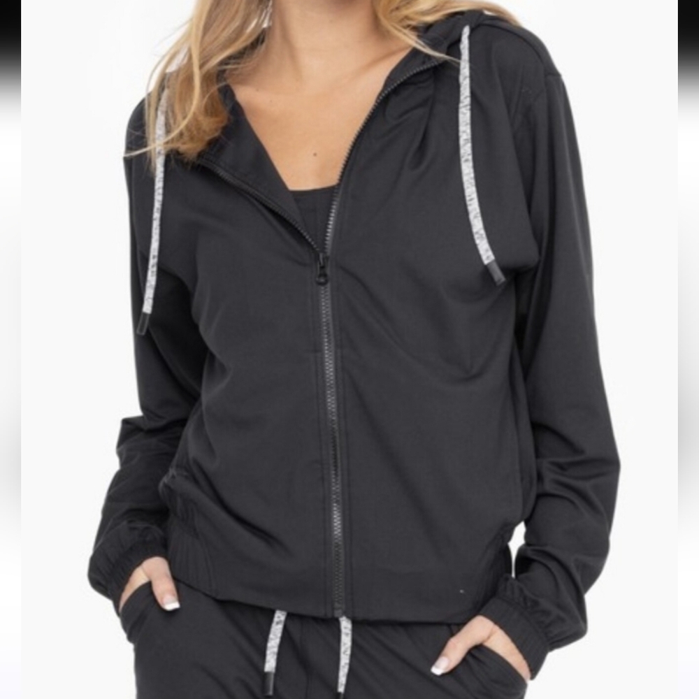 Mono B Black Flexcomfort Hooded Zip Jacket Size M Soft Stretchy 1555-CM